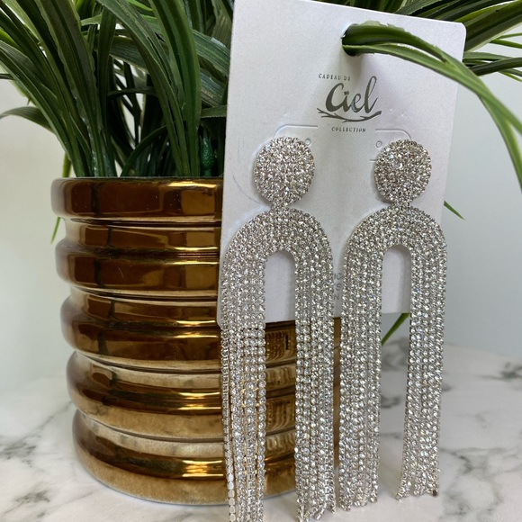 ‼️ Gorgeous Rhinestone Diamond Drop Earrings - Picture 4 of 8